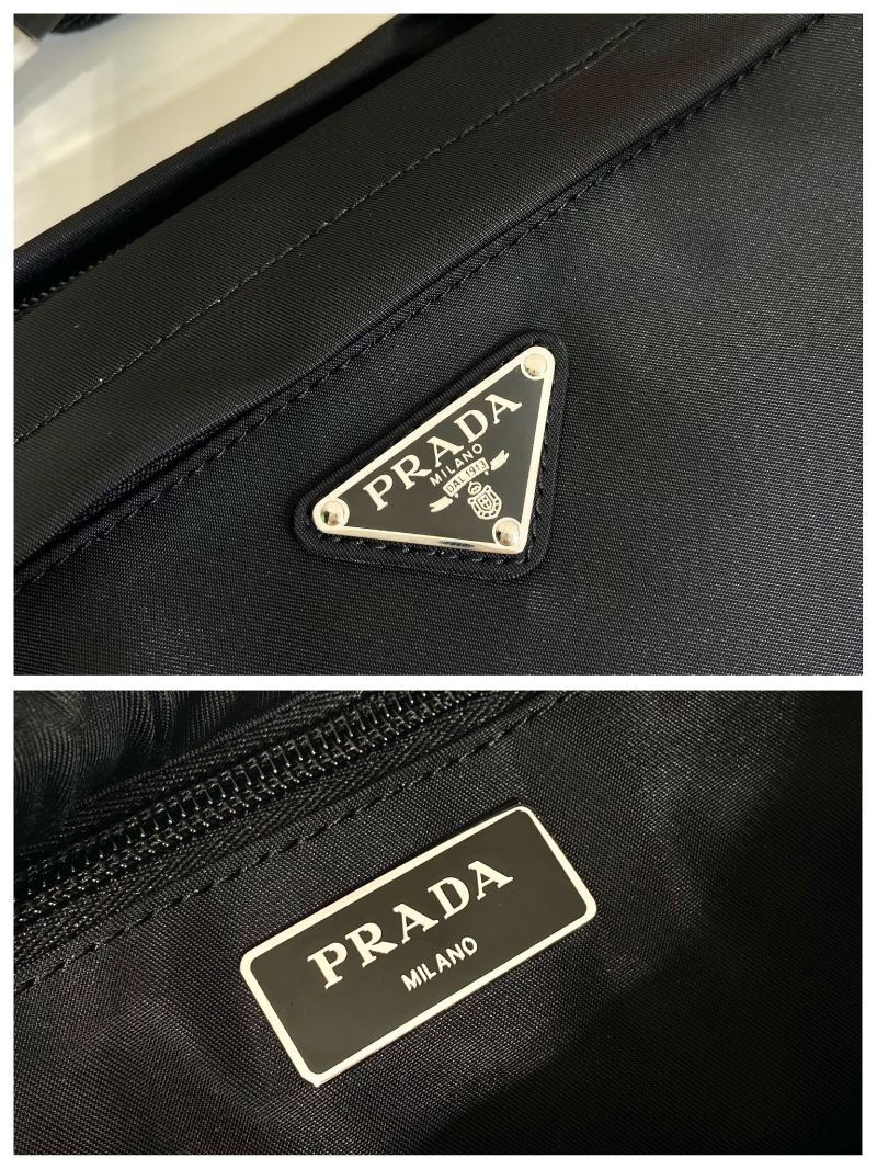 Pra*a waist chest packs
